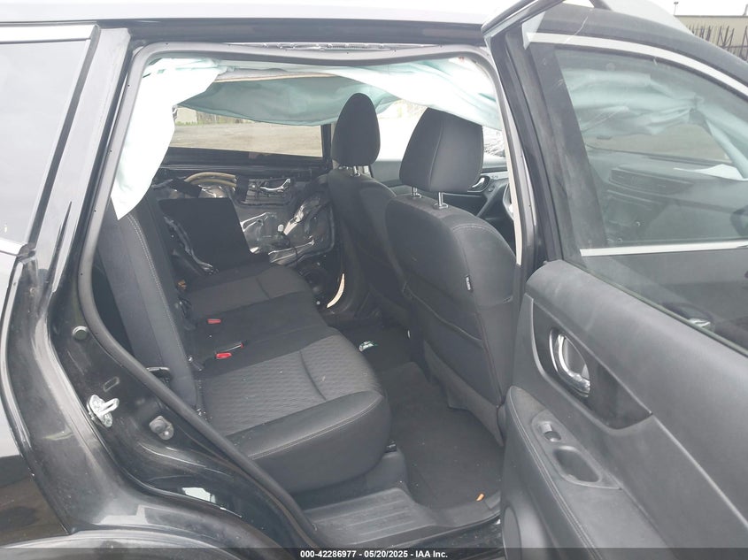 VIN KNMAT2MT7KP500047 2019 NISSAN ROGUE SV