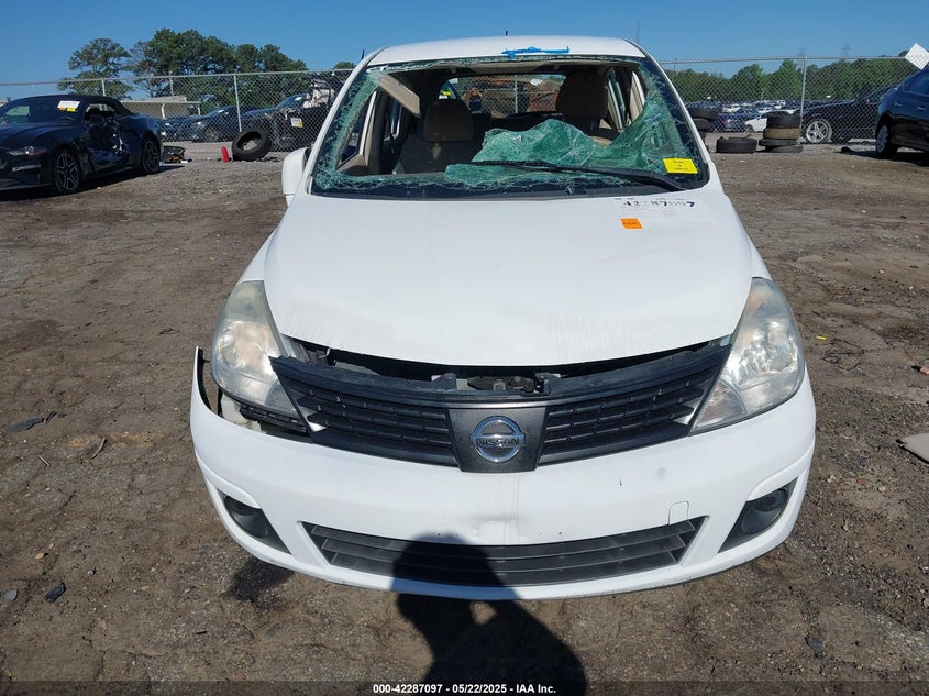 2009 Nissan Versa 1.8S VIN: 3N1BC13E99L496299 Lot: 42287097