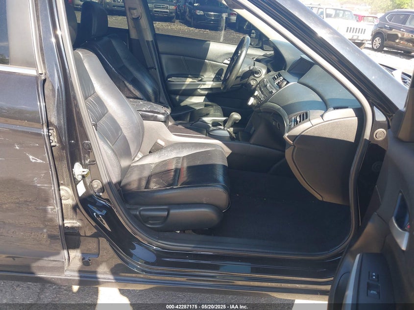 2008 HONDA ACCORD VIN: 1HGCP26888A040044