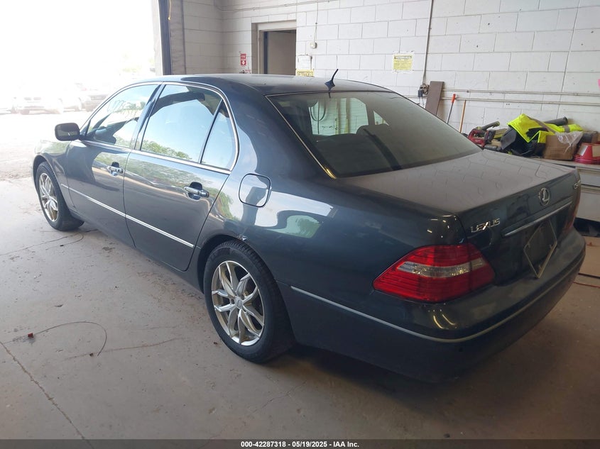 JTHBN36F540169183 2004 LEXUS LS photo no. 3