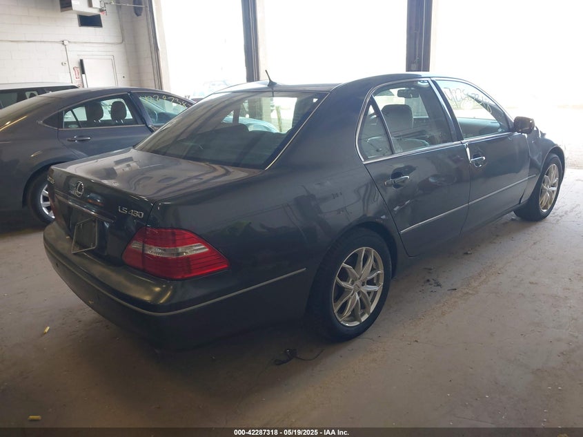 JTHBN36F540169183 2004 LEXUS LS photo no. 4