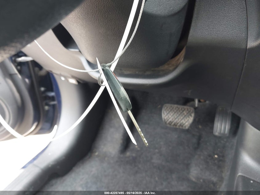 2019 NISSAN VERSA 1.6 SV - 3N1CN7AP1KL817960