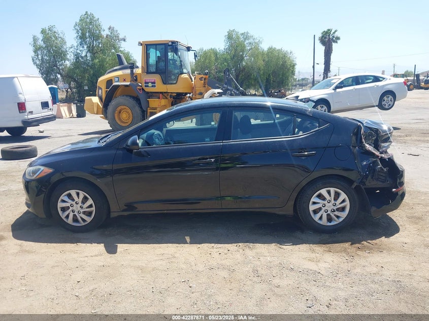 2017 HYUNDAI ELANTRA SE - 5NPD74LF0HH166974