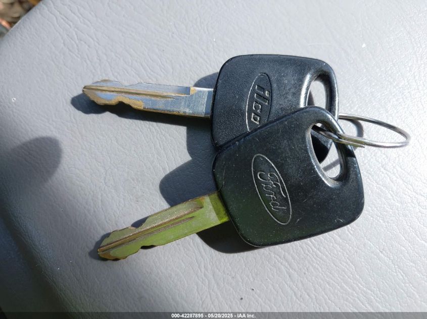 2000 Ford F-150 Work Series/Xl/Xlt VIN: 1FTZX1720YNB99551 Lot: 42287895