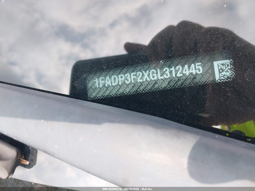 2016 FORD FOCUS SE - 1FADP3F2XGL312445