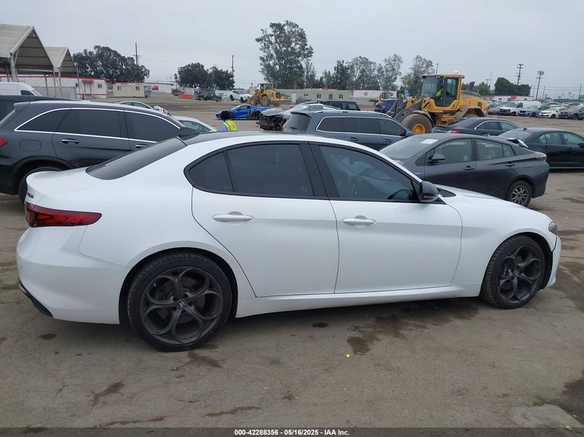 2018 ALFA ROMEO GIULIA TI SPORT AWD - ZARFAEEN8J7596983