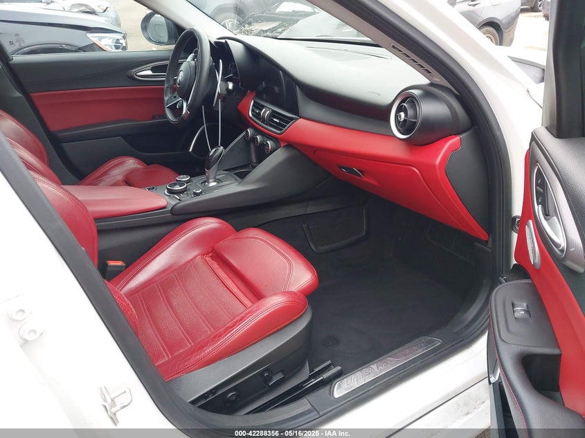 2018 ALFA ROMEO GIULIA TI SPORT AWD - ZARFAEEN8J7596983