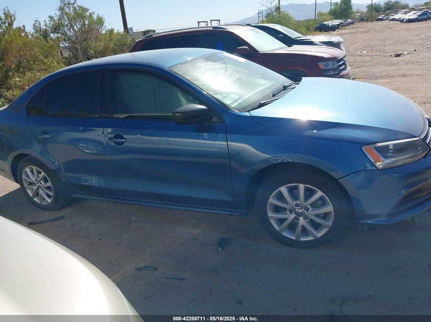 2015 VOLKSWAGEN JETTA 1.8T SE - 3VWD17AJ5FM257947