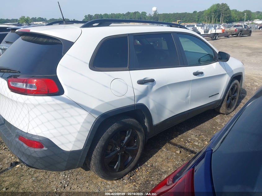 2016 JEEP CHEROKEE VIN: 1C4PJLABXGW323881