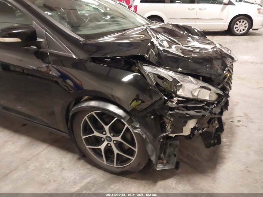 2017 FORD FOCUS SEL - 1FADP3H25HL245039