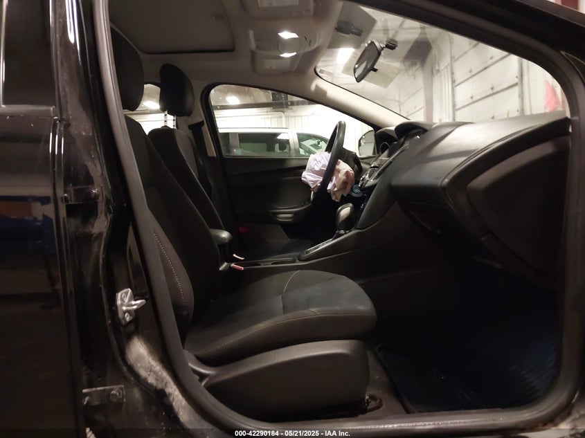 2017 FORD FOCUS SEL - 1FADP3H25HL245039