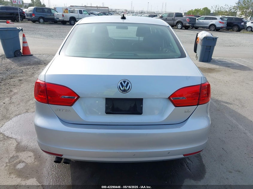 2014 VOLKSWAGEN JETTA 1.8T SE - 3VWD17AJ8EM396310