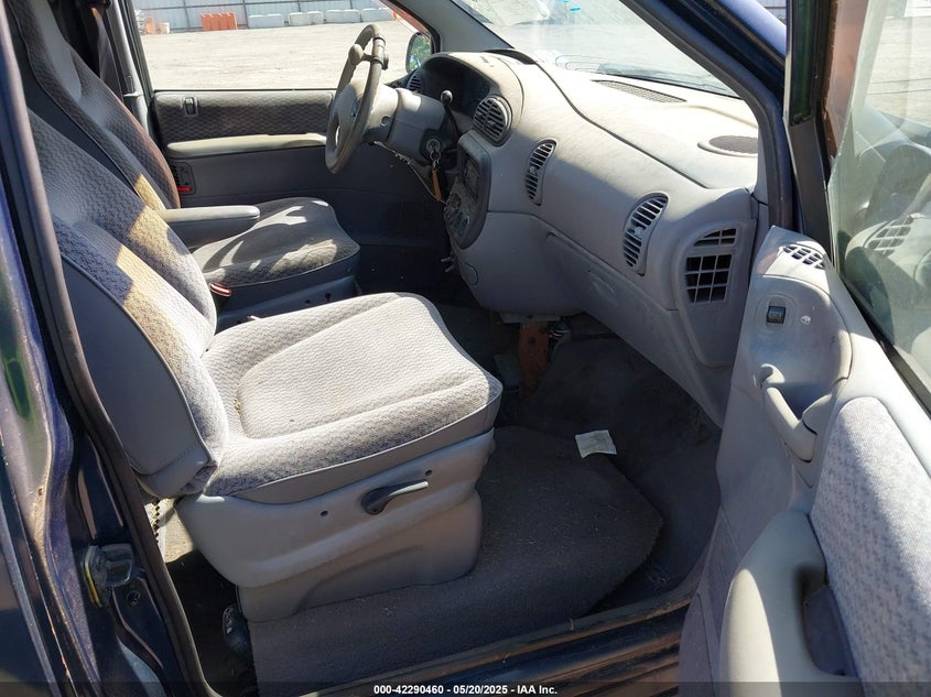1B4GP44GXYB562252 2000 DODGE CARAVAN photo no. 5
