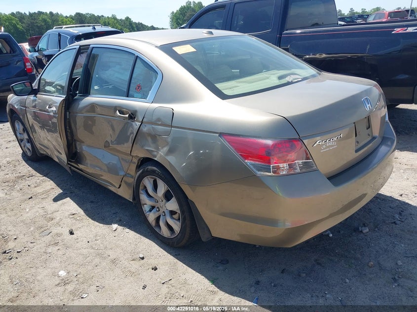 2008 HONDA ACCORD VIN: 1HGCP26818A052813