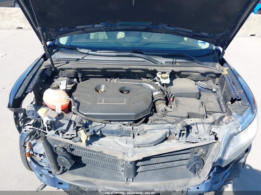 2017 LINCOLN MKC SELECT - 5LMCJ2C98HUL69590