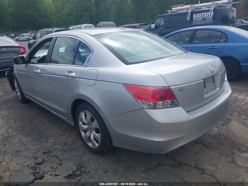 2008 HONDA ACCORD VIN: 1HGCP26838A123493
