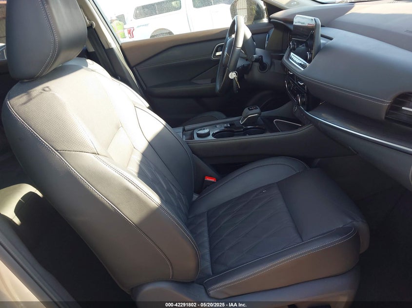 2022 NISSAN ROGUE PLATINUM INTELLIGENT AWD - JN8BT3DD7NW275131