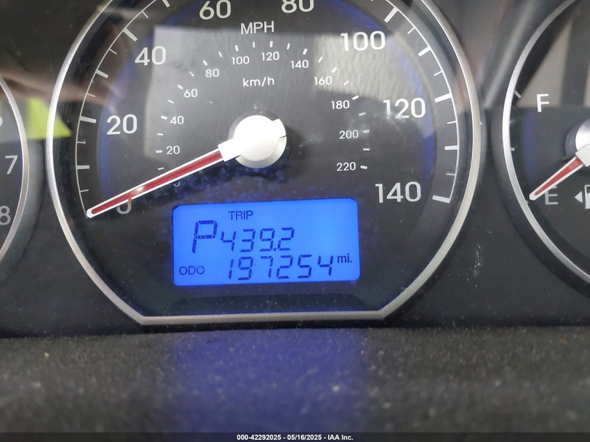 2012 HYUNDAI SANTA FE VIN: 5XYZK3AB5CG167150