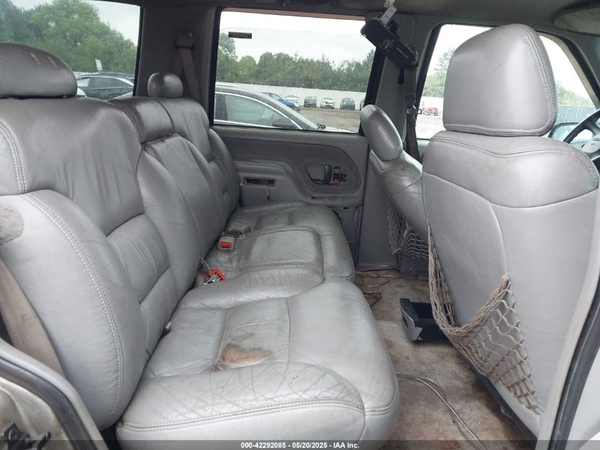 1999 GMC Yukon Slt Cmi VIN: 1GKEK13R6XJ710142 Lot: 42292085