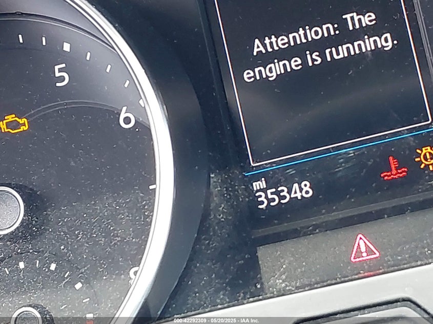 2018 VOLKSWAGEN TIGUAN 2.0T SE/2.0T SEL - 3VV2B7AX3JM138221