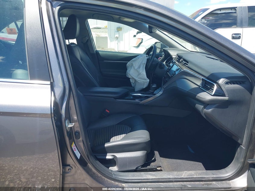 2018 TOYOTA CAMRY L/LE/XLE/SE/XSE - 4T1B11HK5JU565125