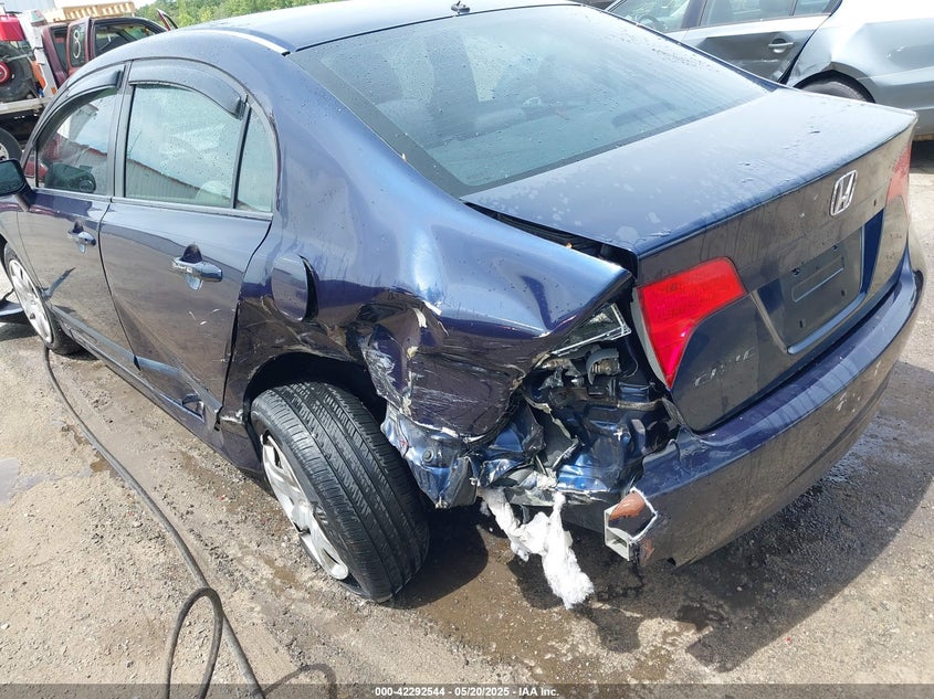 2008 HONDA CIVIC VIN: 1HGFA16578L006888