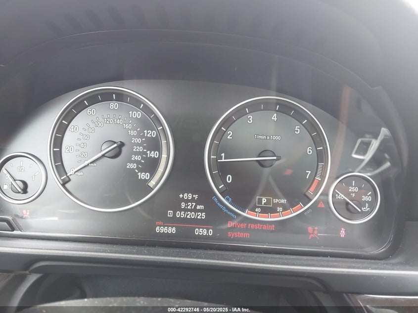 2013 BMW 528 VIN: WBAXG5C50DDY37812