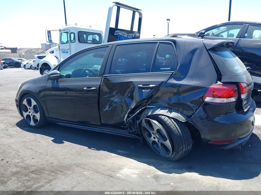2012 VOLKSWAGEN GTI VIN: WVWHD7AJ8CW320238