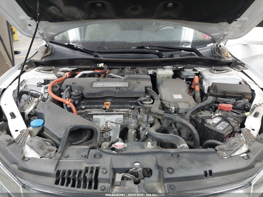 2017 HONDA ACCORD HYBRID VIN: JHMCR6F58HC000975