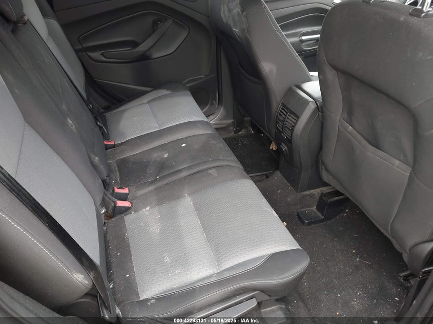2017 FORD ESCAPE VIN: 1FMCU0GD2HUE45561
