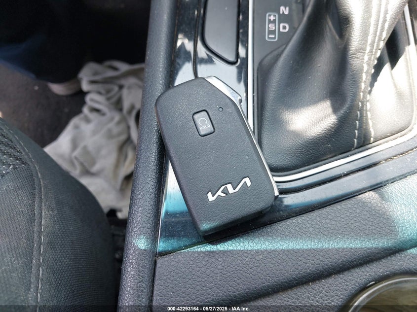 2022 KIA NIRO VIN: KNDCB3LC9N5547776