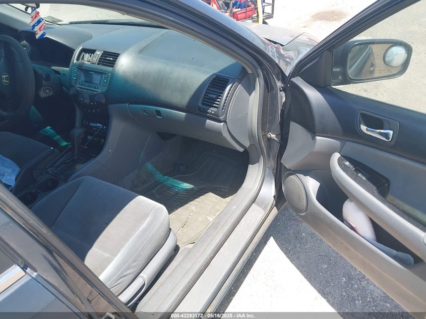 2006 HONDA ACCORD VIN: 1HGCM56336A000093