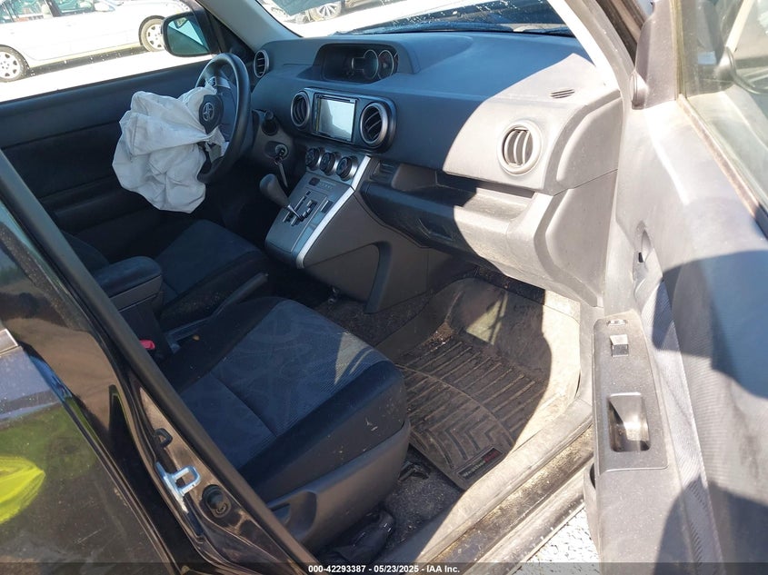 2011 SCION XB VIN: JTLZE4FE3B1120007