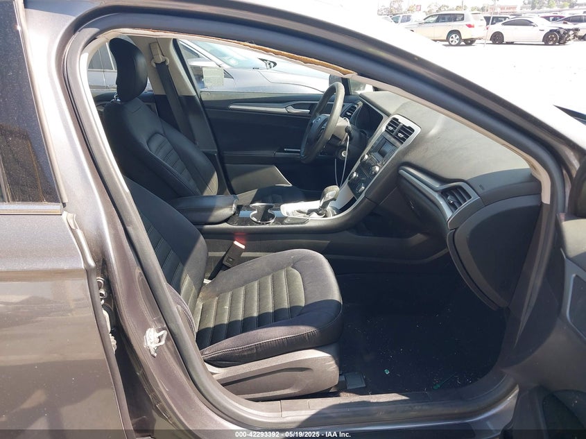 2014 FORD FUSION VIN: 3FA6P0H70ER392465