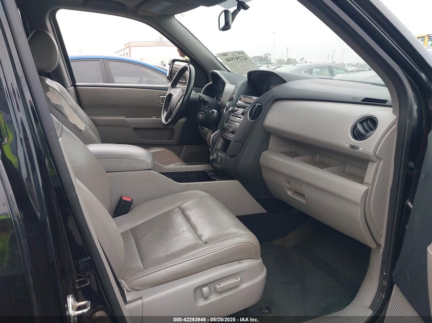 2014 HONDA PILOT TOURING - 5FNYF3H95EB025555