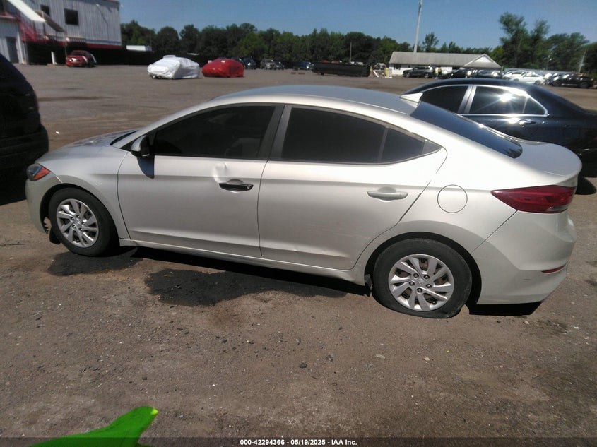 2017 HYUNDAI ELANTRA SE - 5NPD74LF6HH166090
