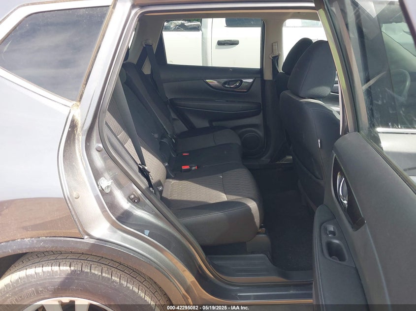 2019 NISSAN ROGUE S - 5N1AT2MV2KC720670