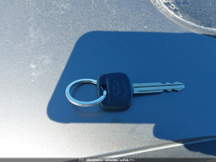 2005 Toyota Camry Le VIN: 4T1BE32K25U957736 Lot: 42295326