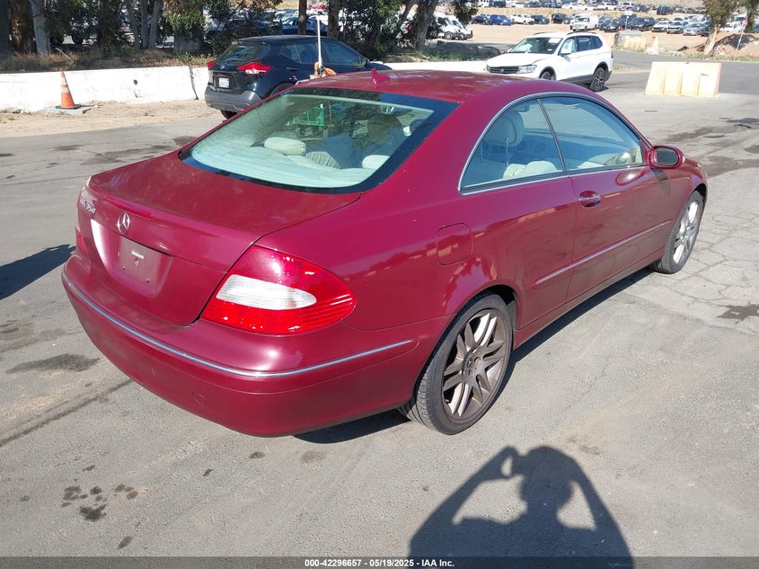 2009 MERCEDES-BENZ CLK 350 VIN: WDBTJ56H89F263852