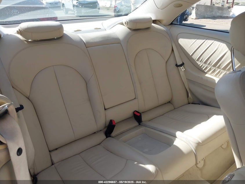 2009 MERCEDES-BENZ CLK 350 VIN: WDBTJ56H89F263852