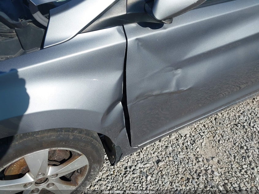 2012 HYUNDAI ELANTRA VIN: KMHDH4AE2CU455811