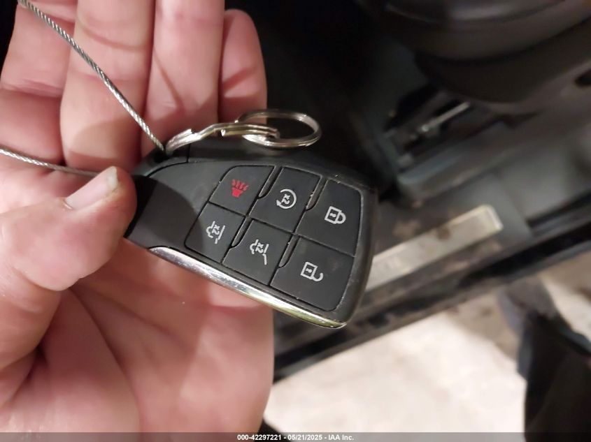 2021 Chevrolet Suburban - 1GNSKDKD4MR379877