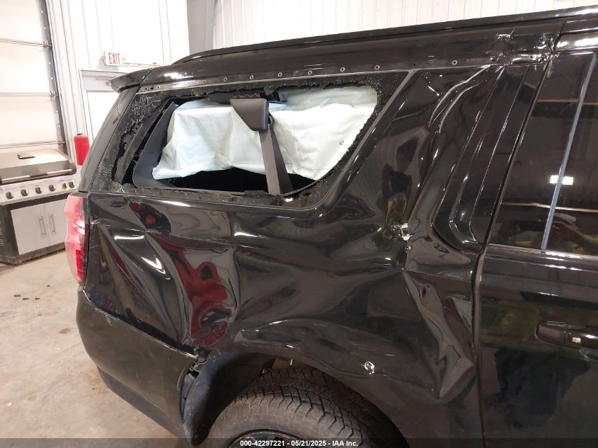 2021 Chevrolet Suburban - 1GNSKDKD4MR379877