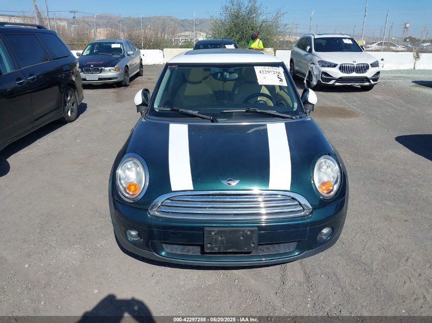 2010 Mini Cooper VIN: WMWMF3C52ATZ66193 Lot: 42297258