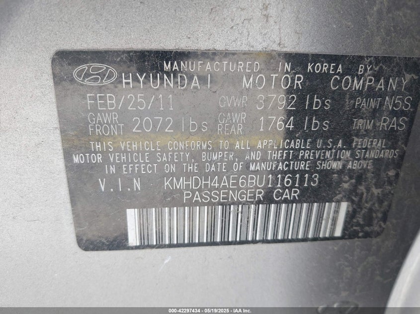 2011 HYUNDAI ELANTRA VIN: KMHDH4AE6BU116113
