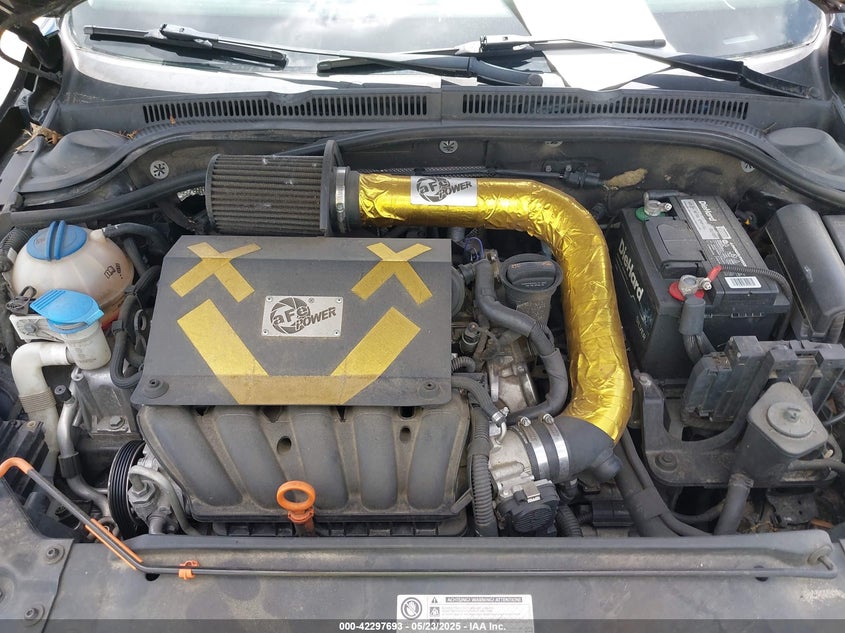 2012 VOLKSWAGEN JETTA VIN: 3VWDX7AJ0CM324674