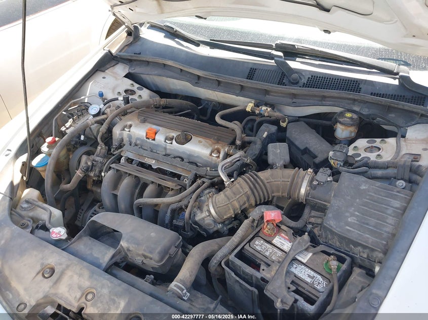 2011 HONDA ACCORD VIN: 1HGCP2F66BA142299