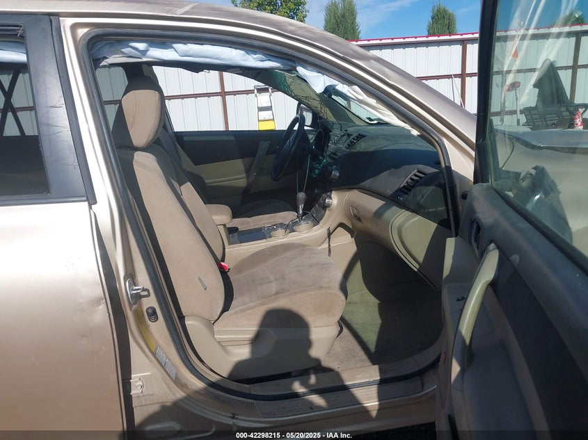2008 TOYOTA HIGHLANDER VIN: JTEES43A882004031