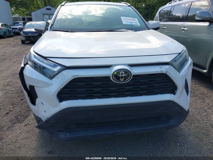 2024 TOYOTA RAV4 VIN: 2T3P1RFV1RW428767
