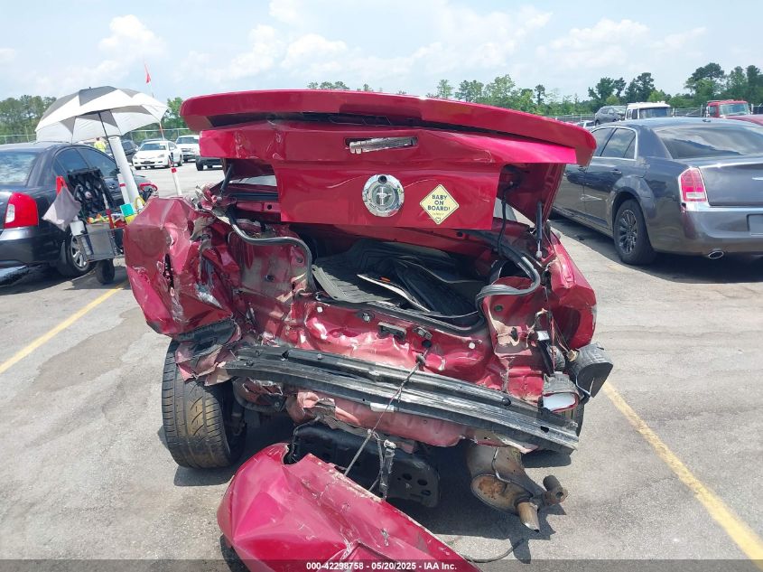 2007 Ford Mustang V6 Deluxe/V6 Premium VIN: 1ZVFT84N375262112 Lot: 42298758